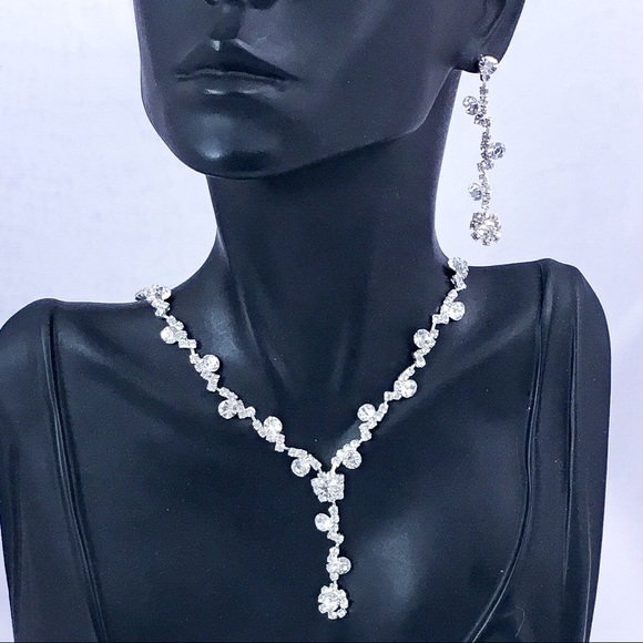 Jewelry - FINAL CYBER MON SALE ENDS TONIGHT  Was $26 Now $16